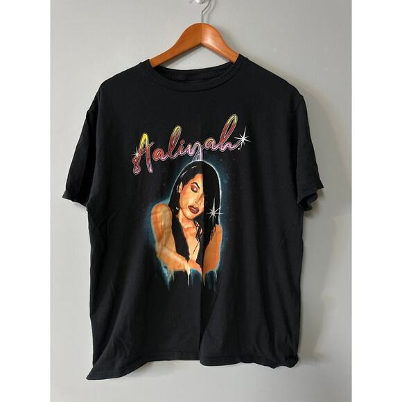 & Other Stories Tops - Adult Size L Aaliyah Hip Hop Band Shirt